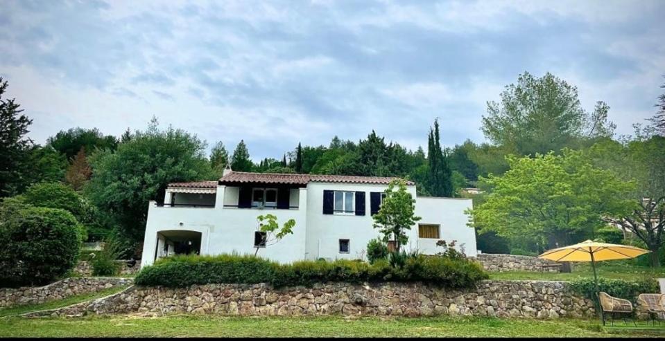 Villa Avec Piscine Au Calme セイヤン エクステリア 写真